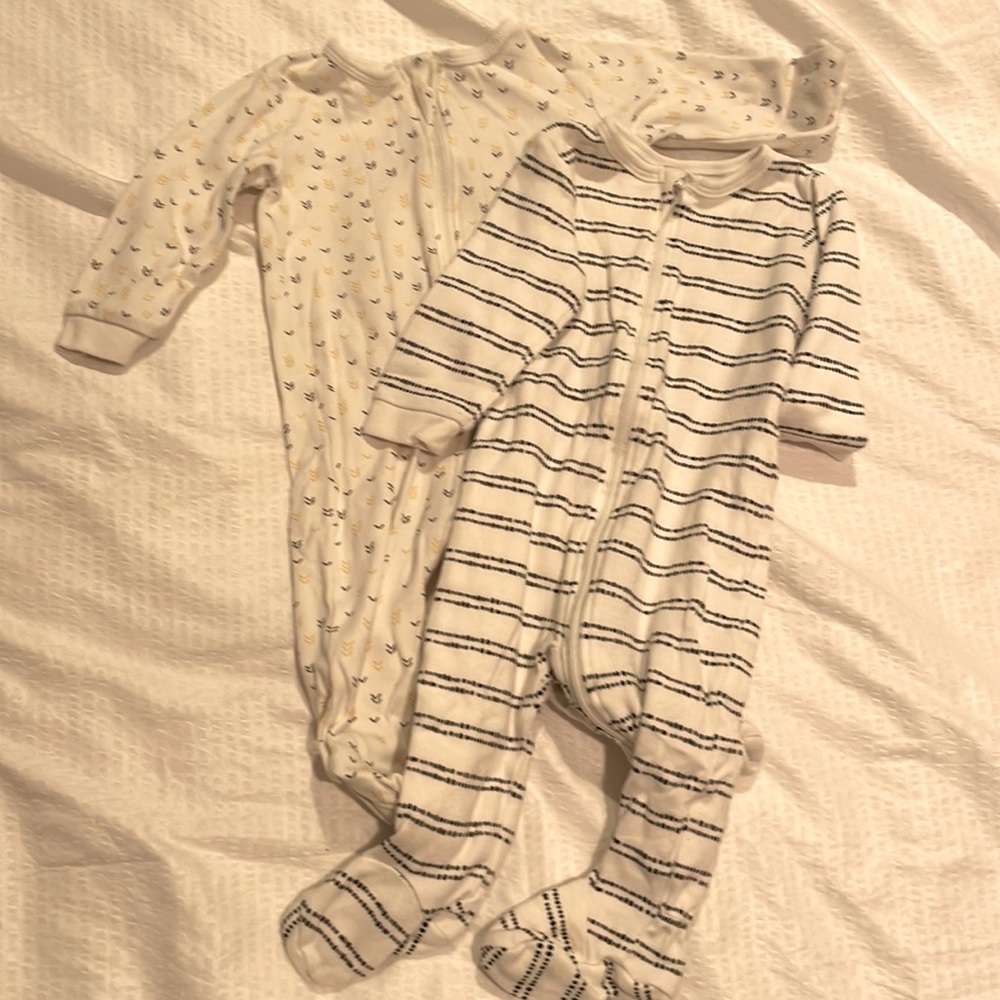 Petit Lem onesie set